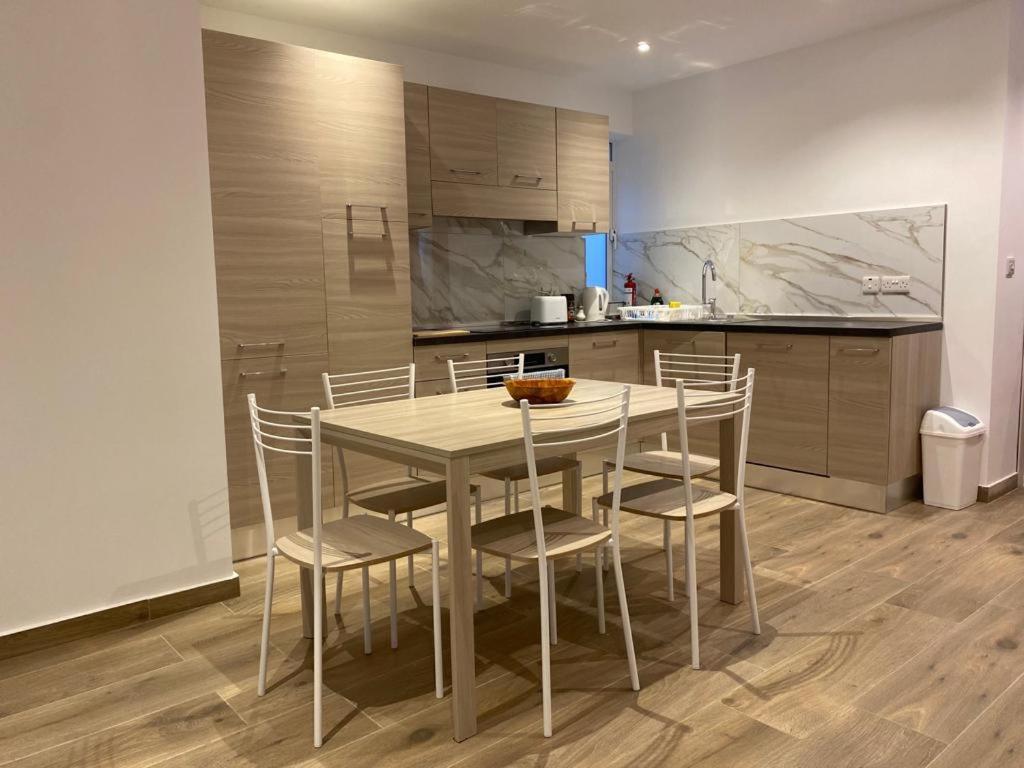 Sliema Living Apartment Ngoại thất bức ảnh
